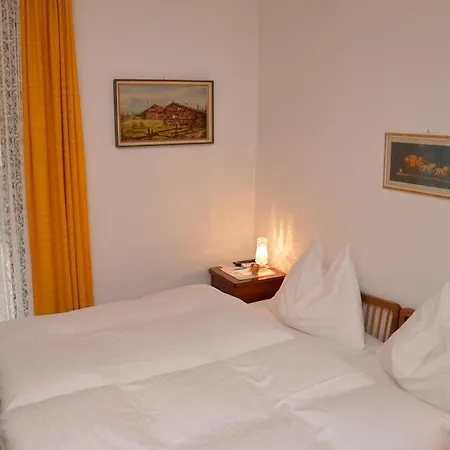 Fruhstuckspension Haus Freymann Bed & Breakfast *